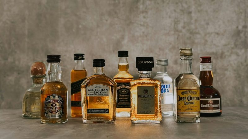 La mignonnette : le format miniature des spiritueux à découvrir