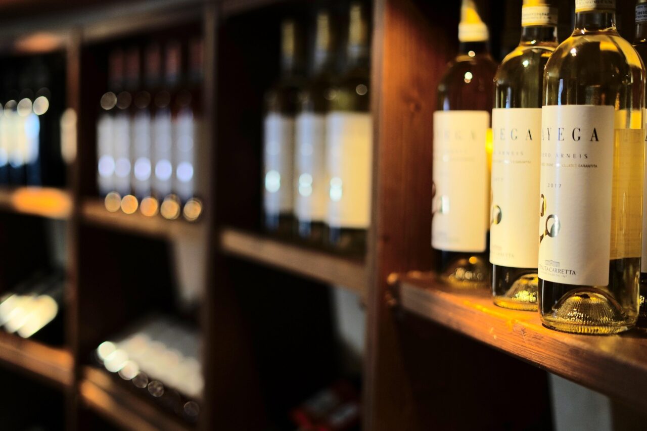 Quel vin blanc avec poissons et fruits de mer ? Le guide des accords