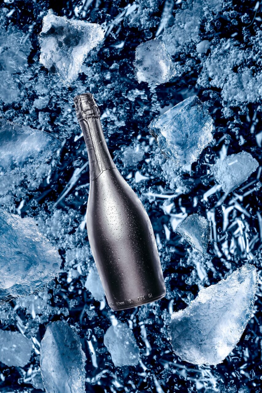 Refroidir une bouteille de vin en 20 minutes sans congélateur